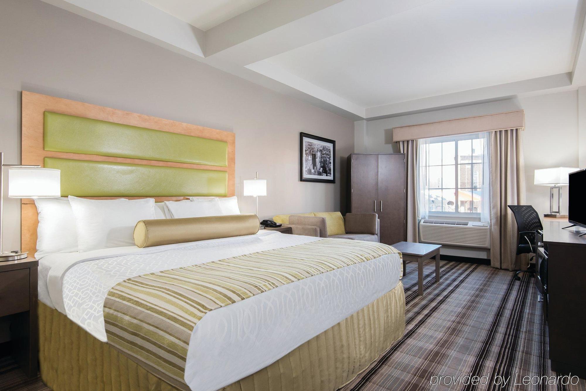 La Quinta By Wyndham Brooklyn East Hotel Ню Йорк Екстериор снимка