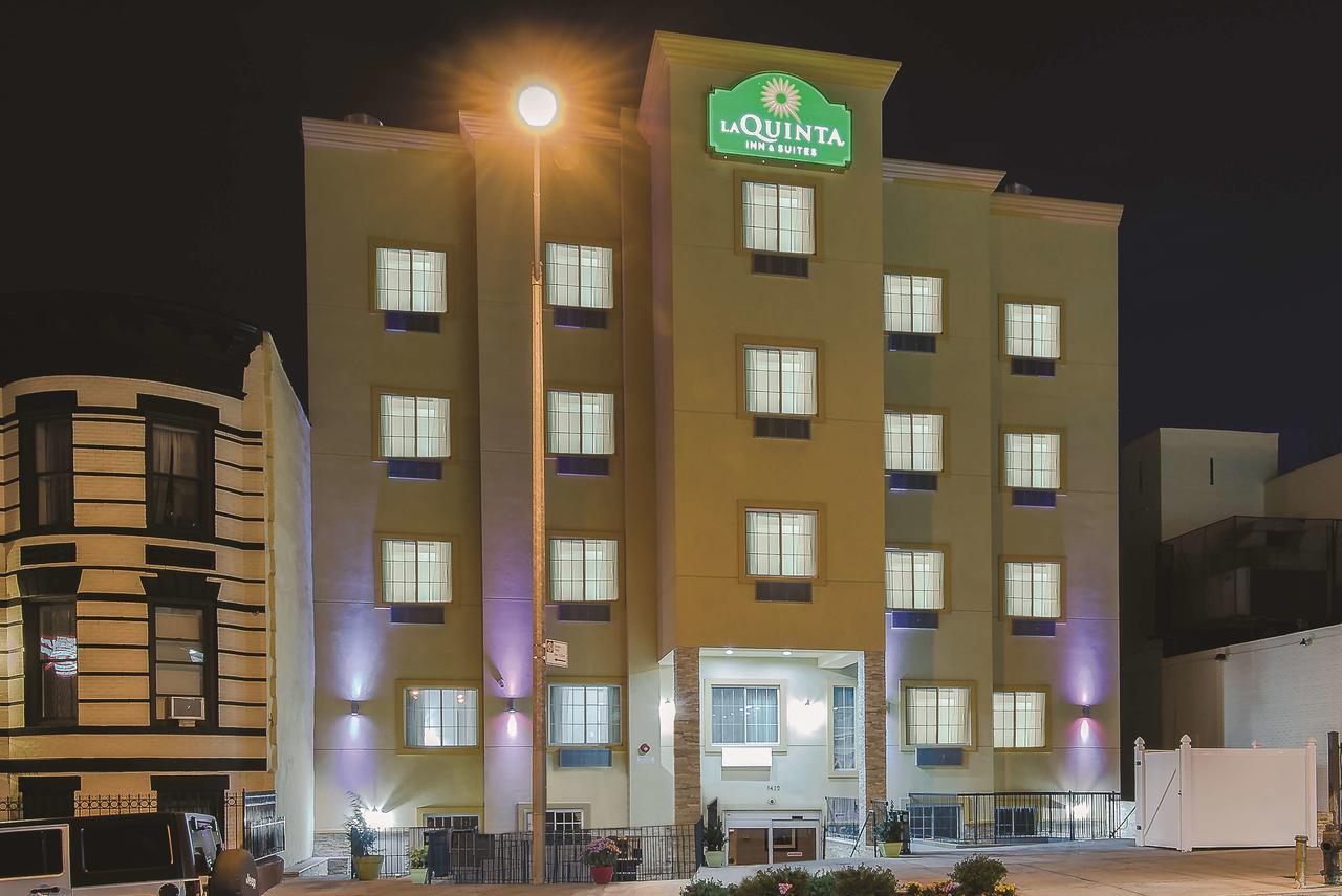 La Quinta By Wyndham Brooklyn East Hotel Ню Йорк Екстериор снимка